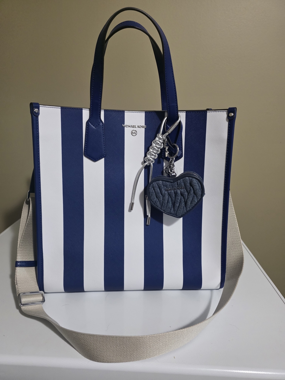 NWT Michael Kors Maple Large Striped Tote Bag & Charms Bundle